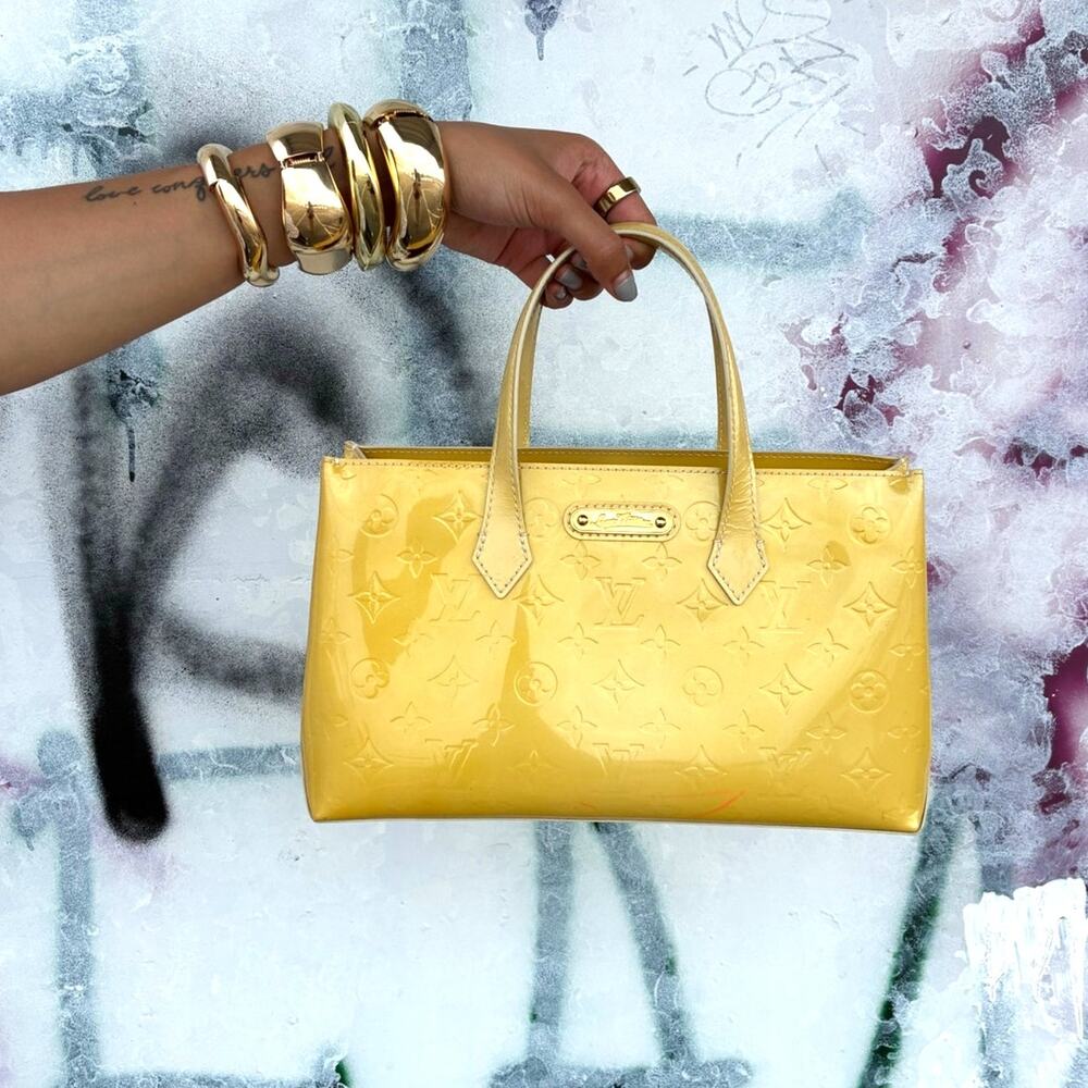 Louis Vuitton Monogram Vernis Wilshire PM Broncorail